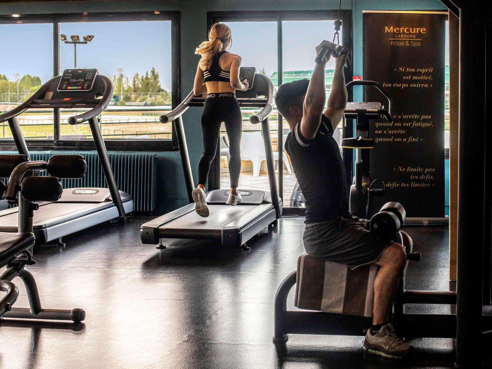 Mercure Cabourg Hotel & Spa エクステリア 写真