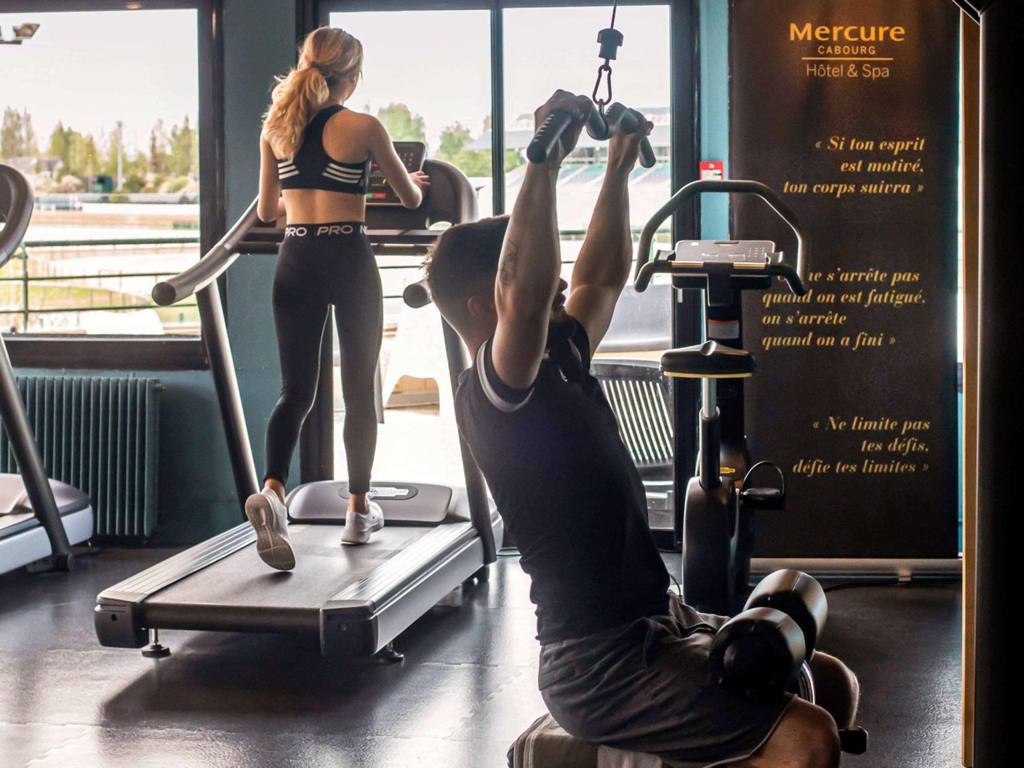 Mercure Cabourg Hotel & Spa エクステリア 写真