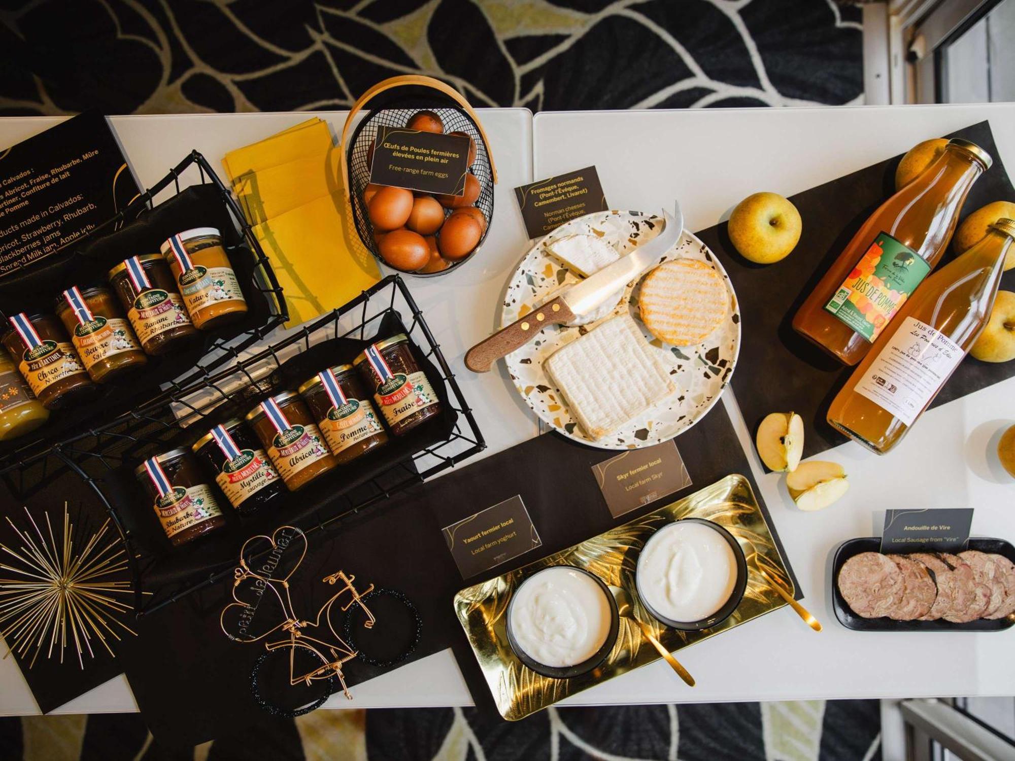 Mercure Cabourg Hotel & Spa エクステリア 写真